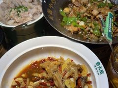 -费大厨辣椒炒肉(万家丽一店)