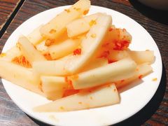 -爆炸头阿姨小四川正宗川味小吃(无任何分店)