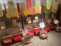 -牛YO寿喜烧·铁板烧和牛火锅自助(市府恒隆店)