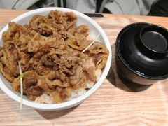 -牛気·越光米牛肉饭(水游城店)