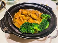 鲍汁凤爪-皇朝会.经典传统粤菜(外滩店)
