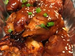 个旧烤猪蹄-云海肴·汽锅鸡·云南菜(广安门天虹店)