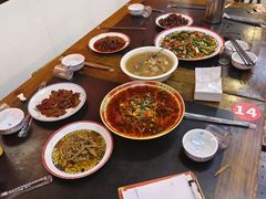 -金渝海鲜烧烤万州烤鱼店