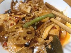 -永辉超市(郫都区爱琴海店)