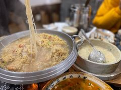 平锅蒜蓉焗鲜虾-黄桷树曹家私房菜(江与城店)