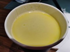 -八月美食小馆(银泰城总店)