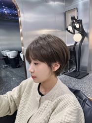 -Tloml salon