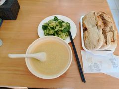 -宝光熏肉鞋底火烧(新街口店)