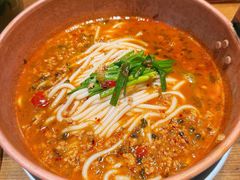 肥汁米线-云海肴·汽锅鸡·云南代表菜(天山百盛优客店)