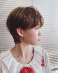 -T8 SALON