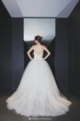 -Vera Wang婚纱礼服旗舰店