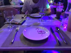 -樱花里音乐餐吧·牛扒椰子鸡(东圃店)