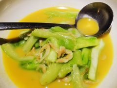 芒种虾皮烧丝瓜-小大董·烤鸭(凤凰汇店)