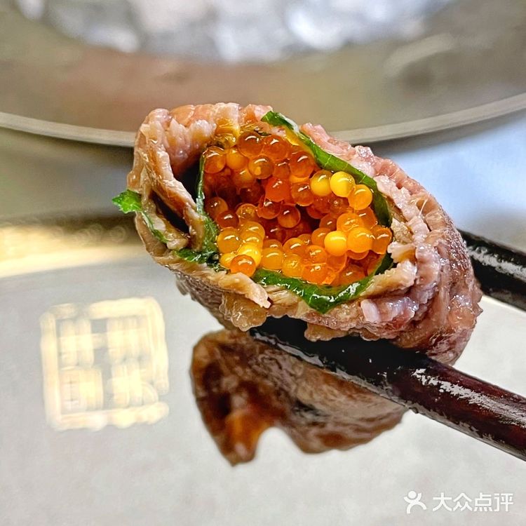 黑牛先生家的黑毛和牛都是自有牧场，中国人自有的黑毛和牛