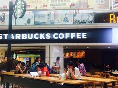 -星巴克(广州中华广场B1层店)