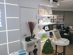 -浮光眼镜·蔡司视觉合作·数字验配中心(陆家嘴店)