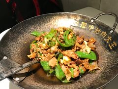 -费大厨辣椒炒肉(高铁吾悦广场店)