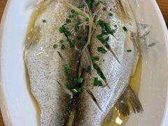 -品鲜村农家菜·阳澄湖大闸蟹(总店)