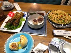 -蒙亨·阿木图赛(乌兰察布天恒广场店)