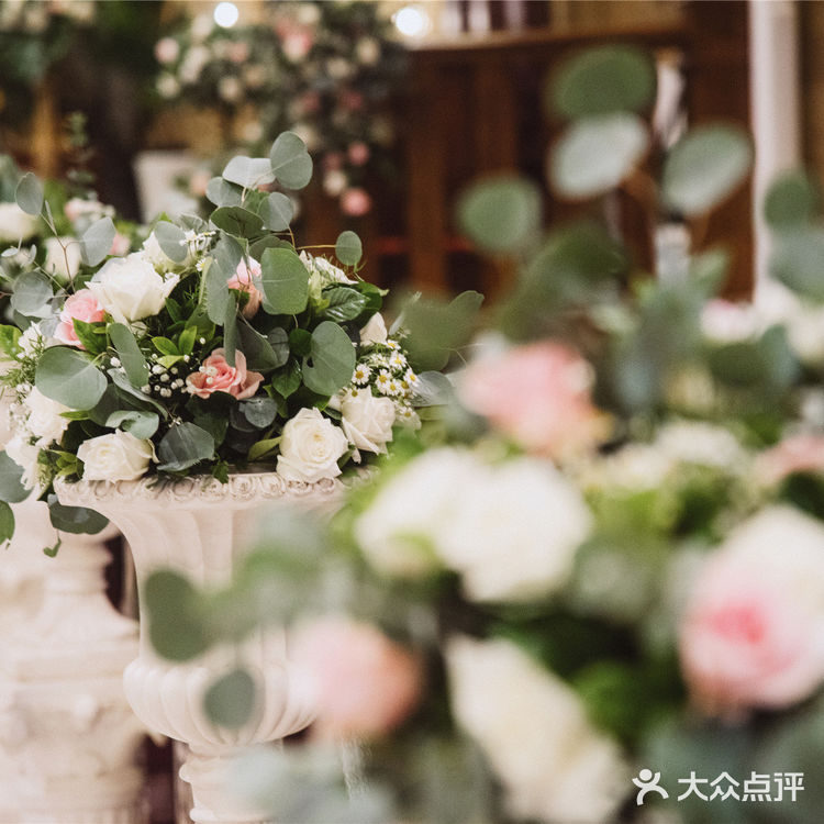 网红教堂式婚礼，圆满你的童话梦！！！