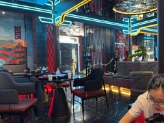 -屋有岛沉浸游戏旗舰店(中山公园店)