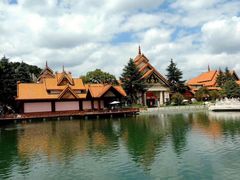 -云南民族大观园