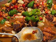 -侯志伟老街炒鸡(广济街店)