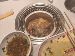 -龍歌自助小火锅(芝罘万达店)