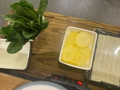 -井格重庆火锅(西直门凯德Mall店)