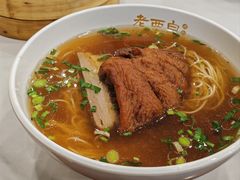 -老西白点心店