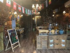 -MAX伯爵趣味互动密室逃脱(大坪D馆店)