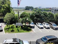 -小洞天柴火土菜馆