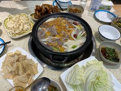 -九寨特色牦牛肉汤锅 羊肉汤锅