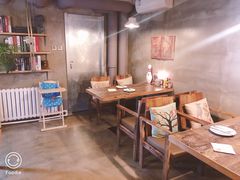 -HIGH FIVE哈福手工汉堡(桂林路店)