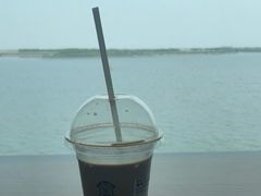 -抱抱地球咖啡馆(国家海洋博物馆店)