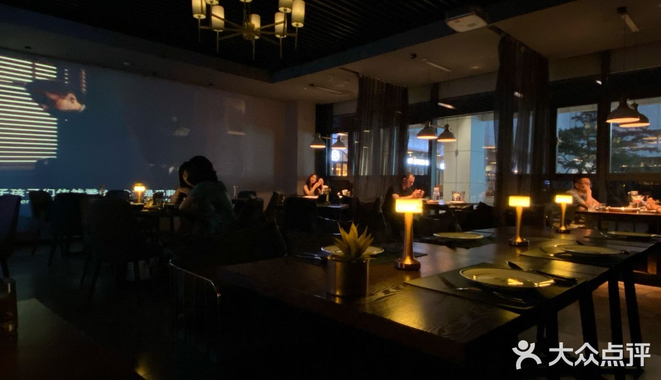 济南｜周五下班后小酌餐厅