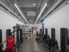 -乐刻健身(利邻荟合川店)