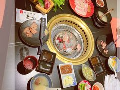 -山川小町·极番烧肉(新地假日广场店)
