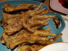 嚣张鸡爪-街角等你.大连海鲜烧烤(西安路店)