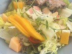 -卡普里披萨·牛扒·下午茶