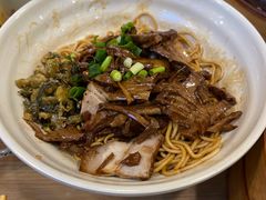 -佬钱湾仔(衣裳街店)