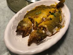 蒜香脆皮鱸魚-老广酒楼(樱花店)
