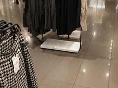 -ZARA(世贸天阶店)
