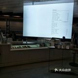 清库存第一发:长宁区来福士广场非常大