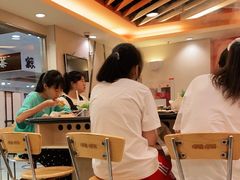 -呷哺呷哺(世贸.工三店)