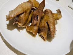 豉油乳鸽皇-维园悦谱·海派家常菜(乌鲁木齐南路店)
