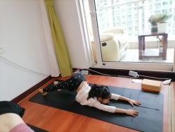 -Yvon yoga 瑜伽·精准体态管理中心