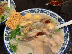 小潘特色鸭血粉丝汤-小潘记鸭血粉丝汤