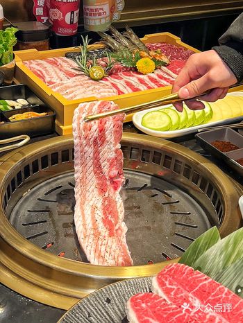 三月美食｜探索蜂窝五花肉的秘密