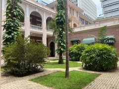 -香港大学